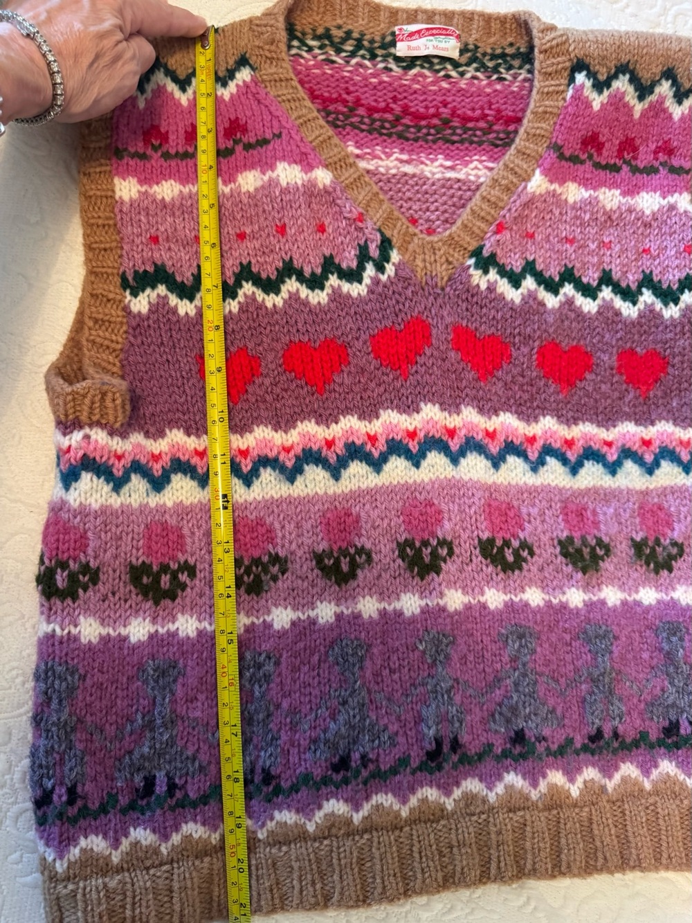 Cozy Lavender V-Neck Sweater vest  folklore motif handmade wool - Picture 8 of 8